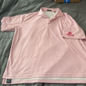 Men’s XL turtleson golf polo